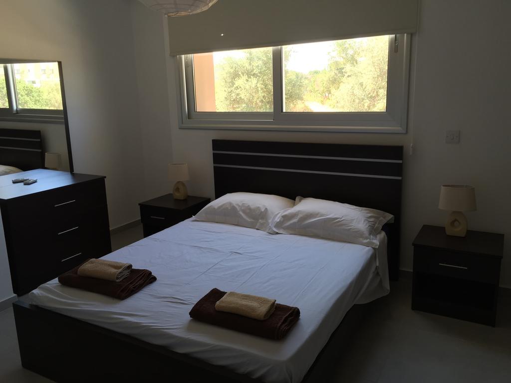 Niro Apartments Polis Ruang foto
