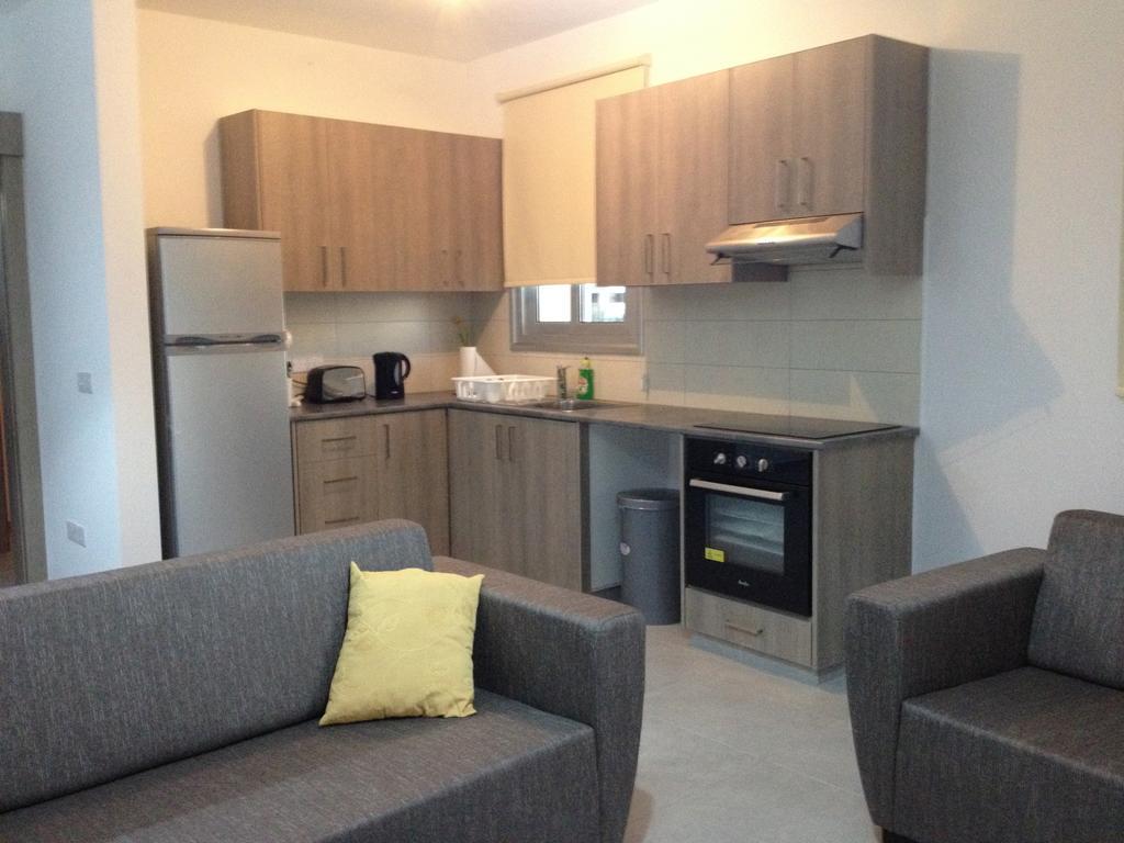 Niro Apartments Polis Ruang foto