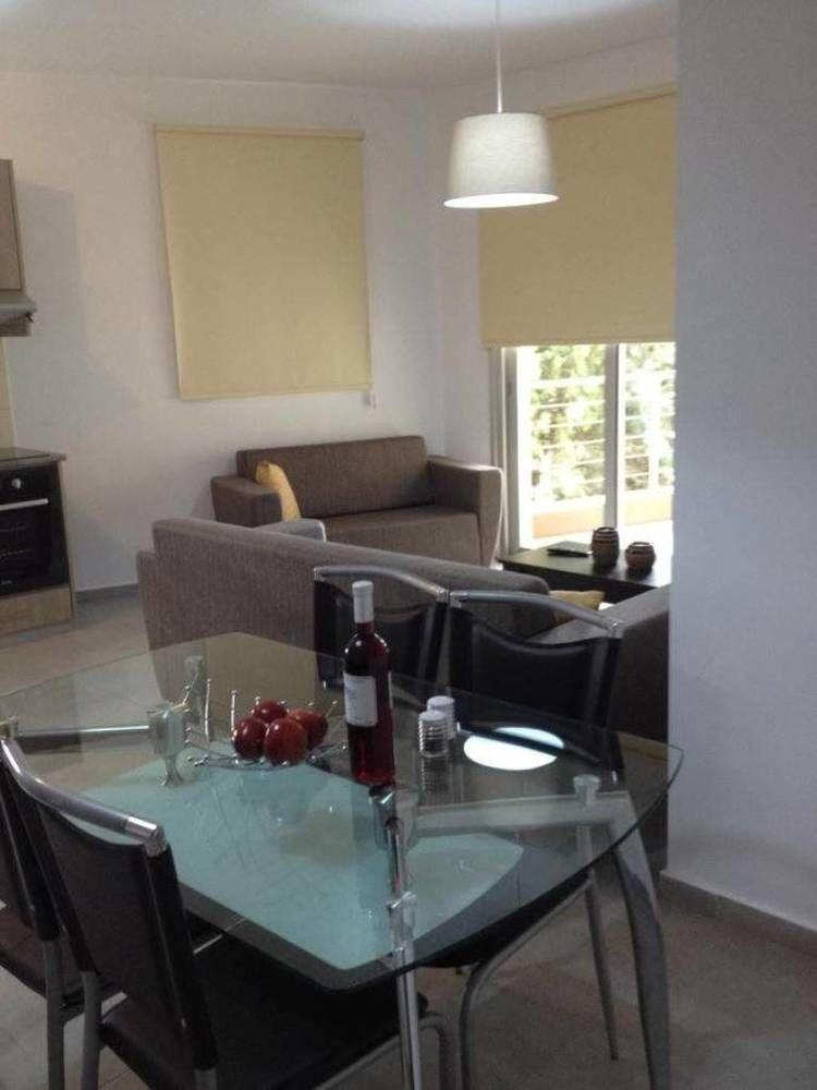 Niro Apartments Polis Bagian luar foto
