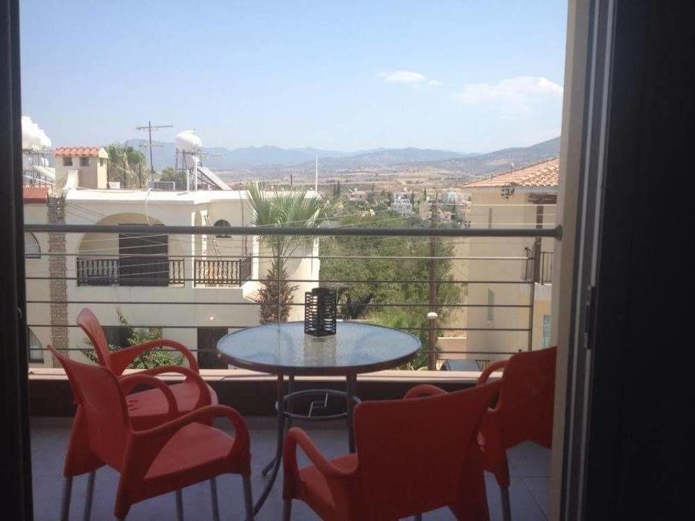 Niro Apartments Polis Bagian luar foto